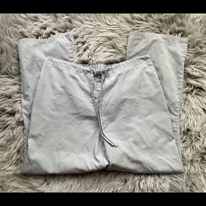 Cherokee- Medium P-light gray scrub 👖